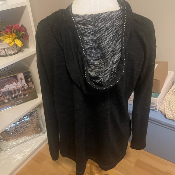 Max Studio Hoodie - Picture 3 of 3